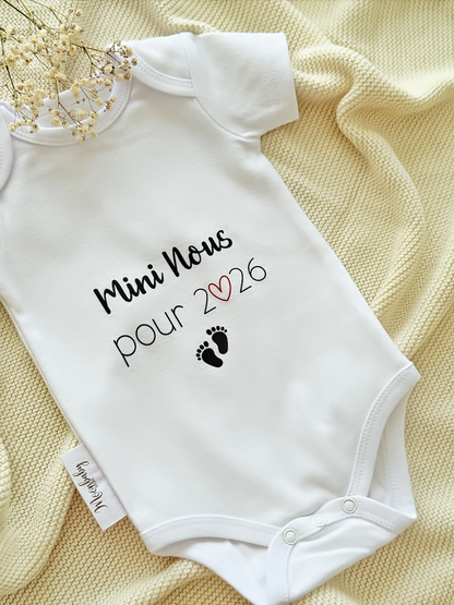 " Mini nous Pour 2026 ou 2027 (petits pieds) "  Body annonce grossesse